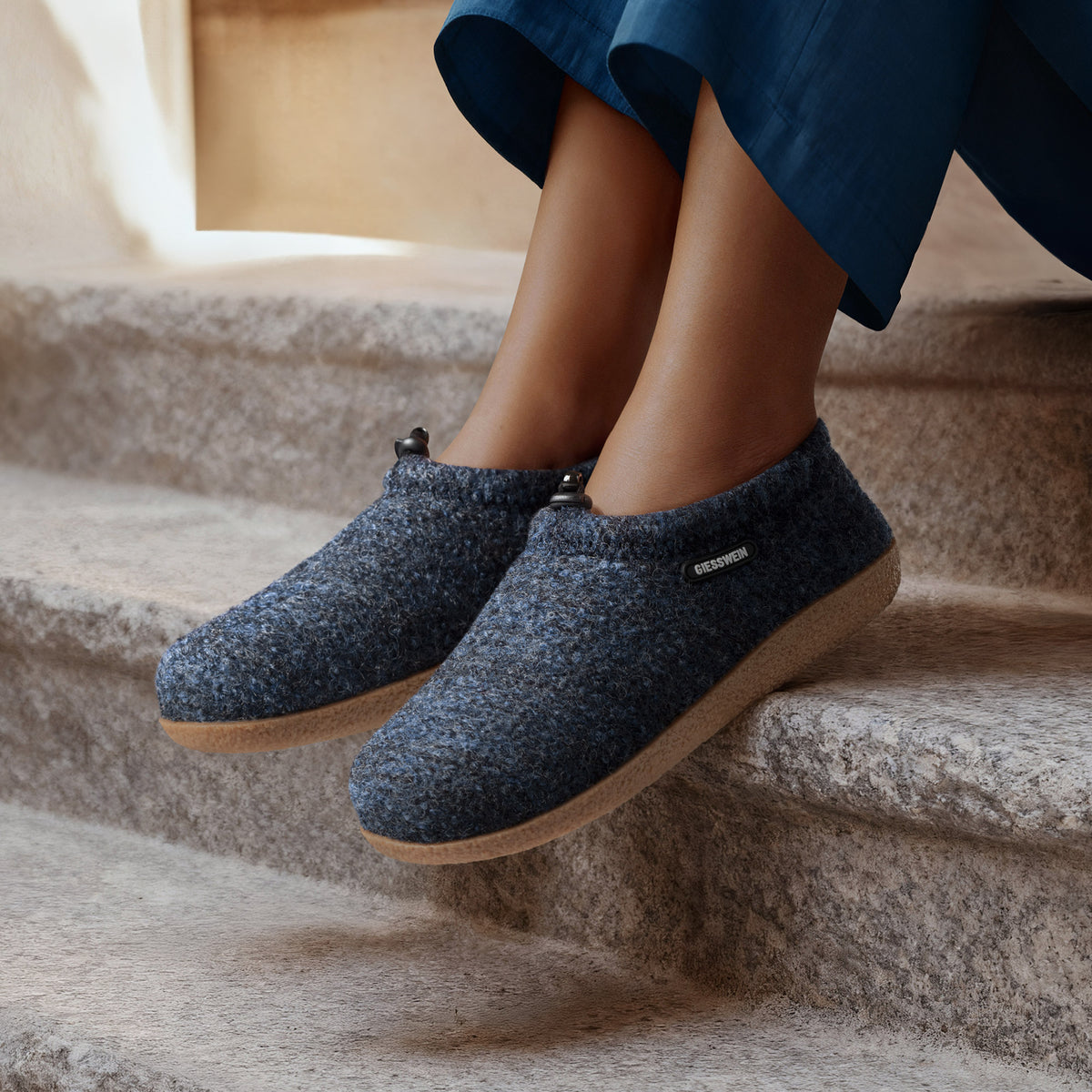 Vaundy Logo Slippers SILENCE Mサイズ 未開封】VAUNDY Logo Slippers 