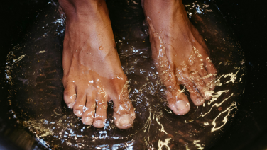 11 surprising facts about your feet. You would never have thought it!