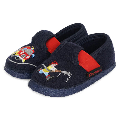 Slippers for Men Women and Kids Free Delivery Returns